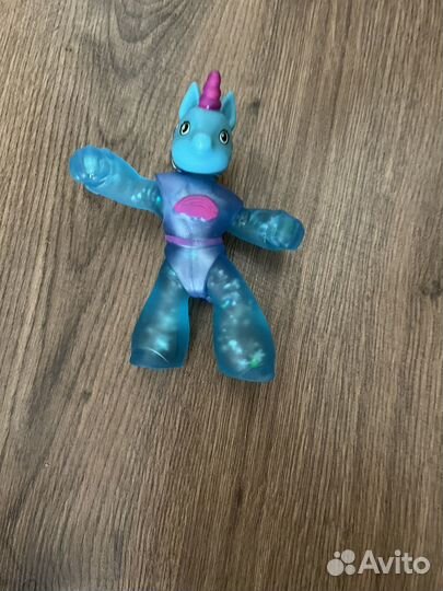 Игрушка тянущаяся Рокси