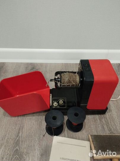 Электропрялка, чесалка, моталка