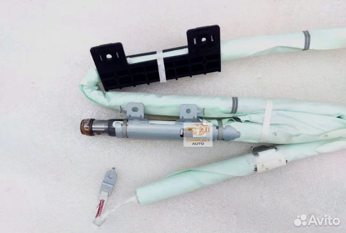 Шторка безопасности левая Hyundai Santa Fe 4 TM