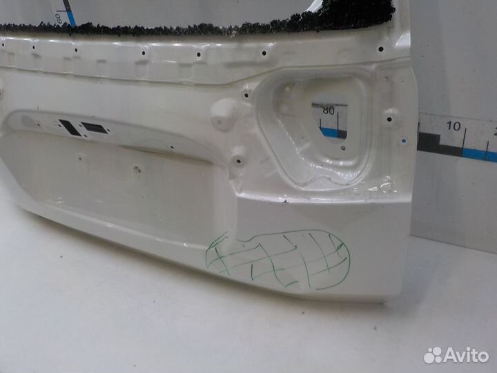 Б/У Б/У Дверь багажника Toyota Land Cruiser 300