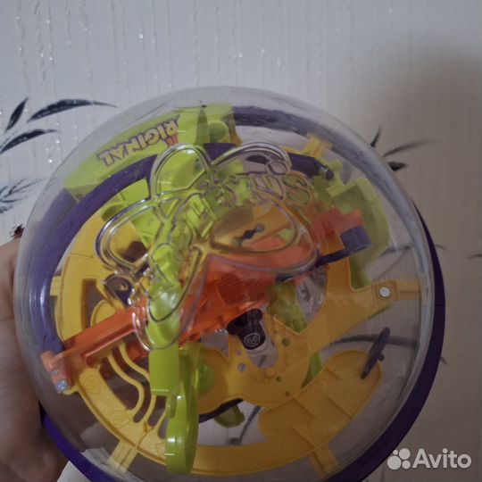 Шар игрушечный