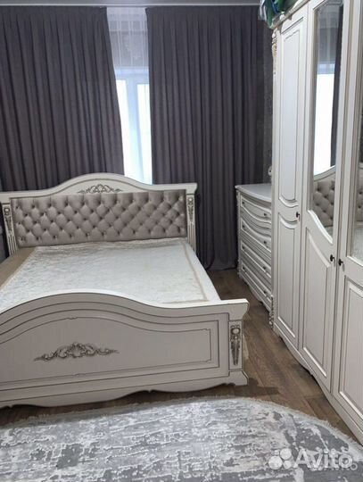 Спальный гарнитур бу