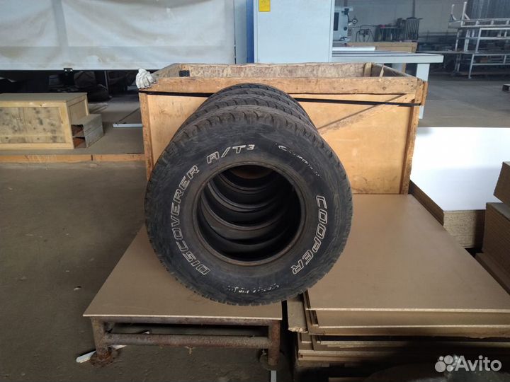 Cooper Discoverer A/T3 285/75 R16