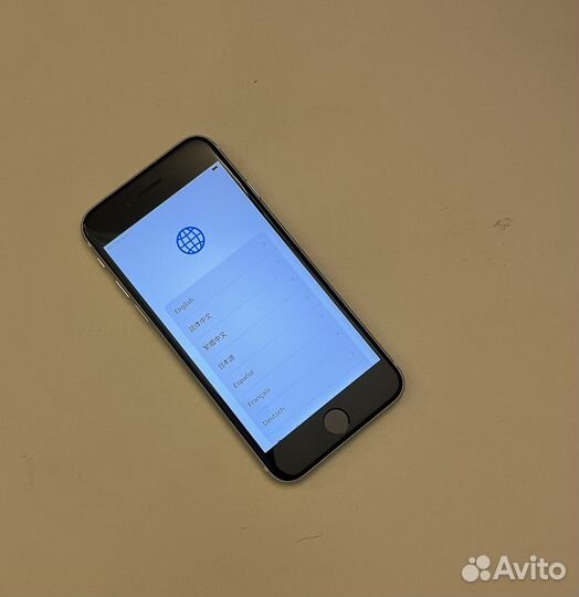 iPhone SE (2020), 64 ГБ