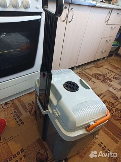 Автомобильный холодильник бу