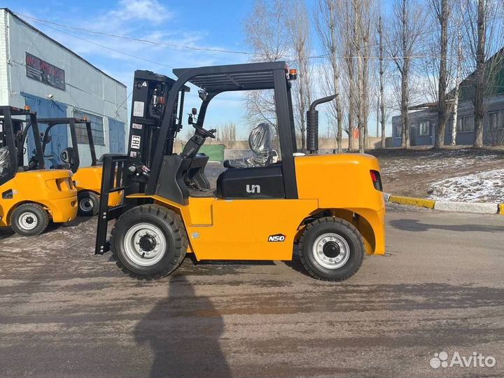 Вилочный погрузчик UN Forklifts FD70, 2023