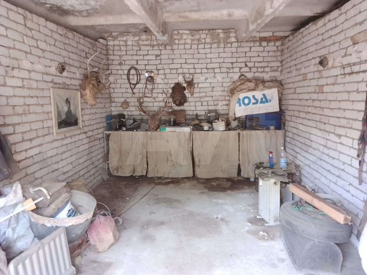 Гараж, > 30 м²