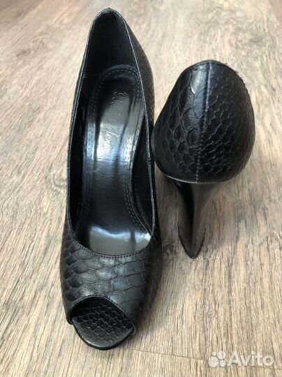 Туфли женские (37)