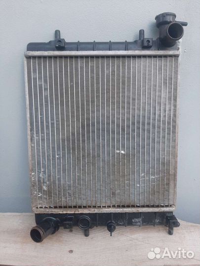 Радиатор охлаждения двигателя accent механика