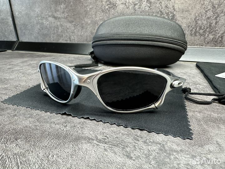 Очки Oakley Juliet x Metal y2k