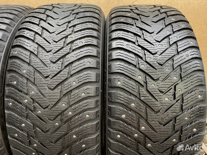 Nokian Tyres Hakkapeliitta 8 285/60 R18