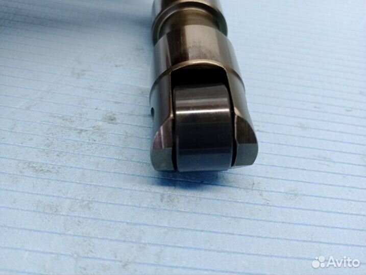 Толкатель клапана роликовый керамический (рокер)