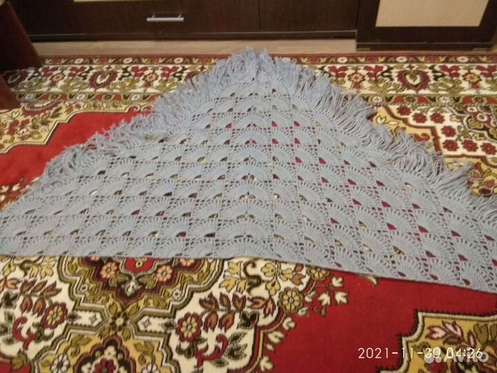 Шаль шерстяная женская