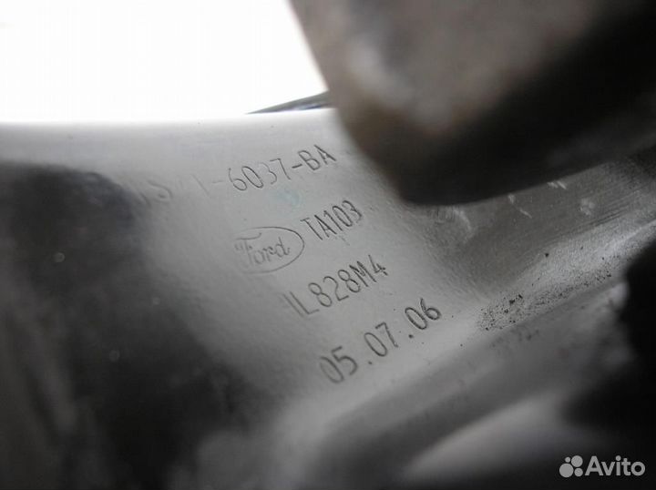 Опора (подушка) двигателя правая Jaguar X-Type (X