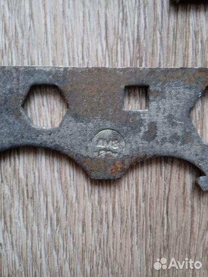 Инструменты и ключи СССР. От велосипеда Урал