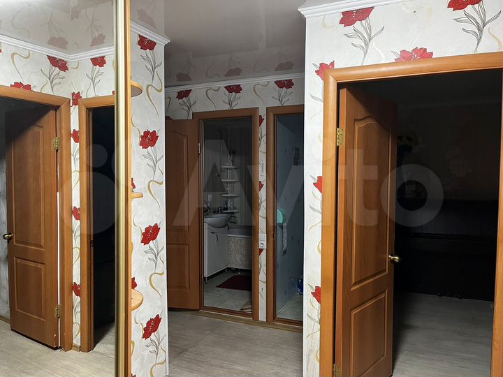 3-к. квартира, 57 м², 1/6 эт.