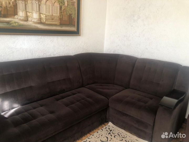 Диван и угол