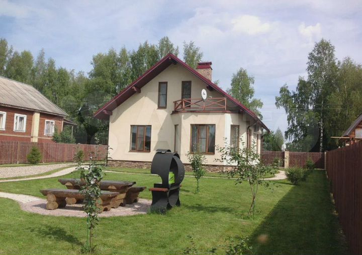 Дом 100 м² на участке 5 сот.