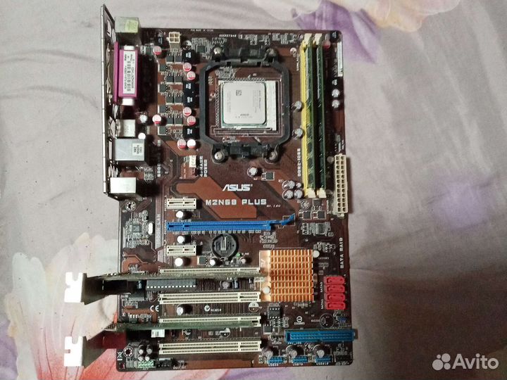 Материнская плата + 4х ядерный CPU