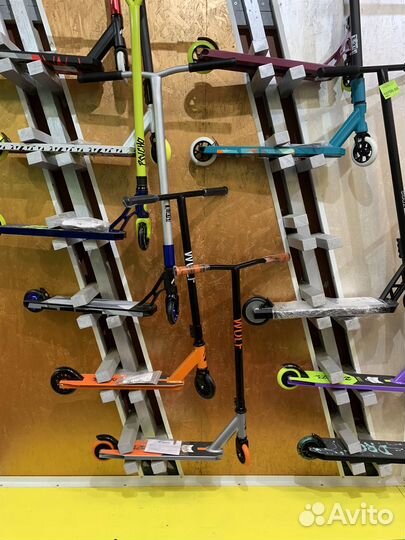Трюковой самокат новый