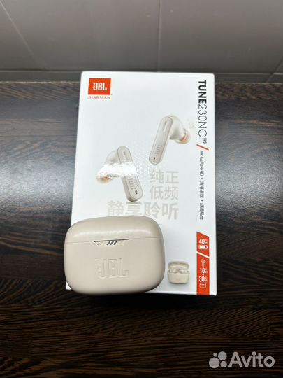 JBL Tune 230NC Беспроводные наушники