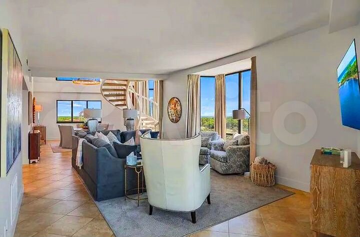 3-к. апартаменты, 119 м², 3/4 эт.