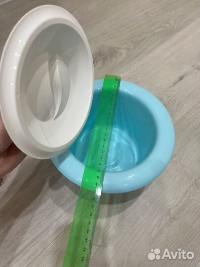 Детский горшок с крышкой и ручкой