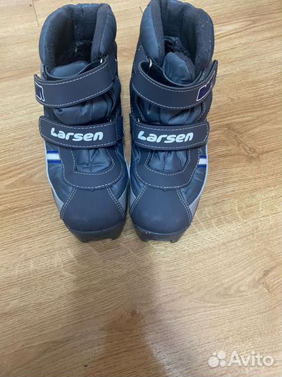 Лыжные ботинки