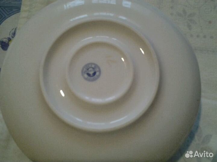 Конфетница, соусник,салатник, тарелки, фарфор