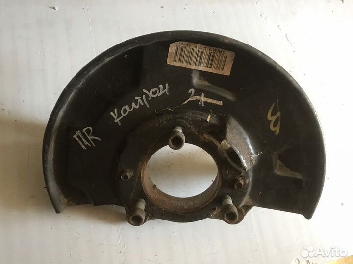 Кулак поворотный передний правый санг йонг кайрон