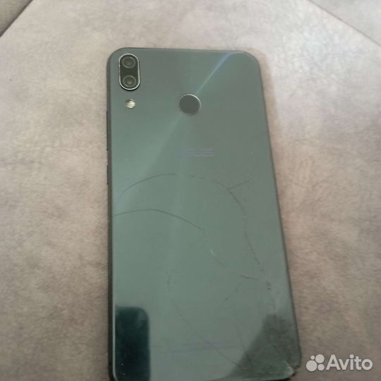 Телефон