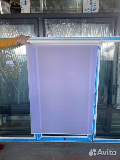 Жалюзи и рулонные шторы неликвид