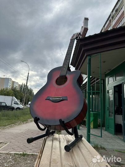 Акустическая гитара