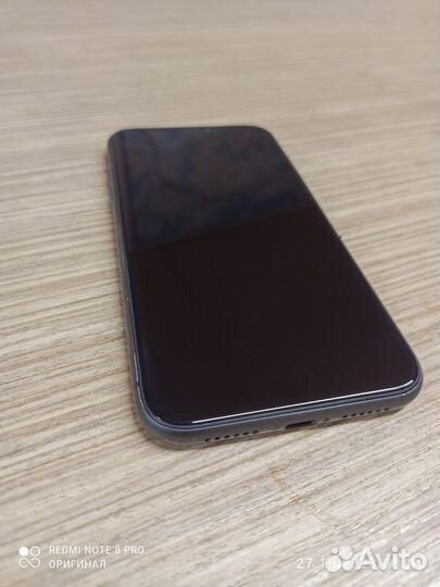 iPhone 11, 64 ГБ