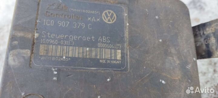 Блок abs Volkswagen Golf 4 1C0907379C