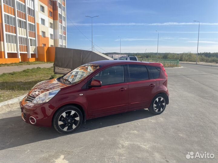 Nissan Note 1.6 AT, 2012, 129 000 км