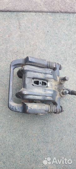 Суппорт передний Хонда cr-v левый