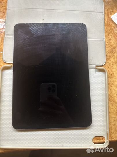 iPad air 4 64gb cellular