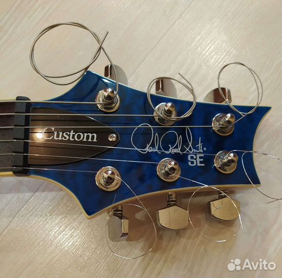 PRS SE Custom 22 Semi-Hollow