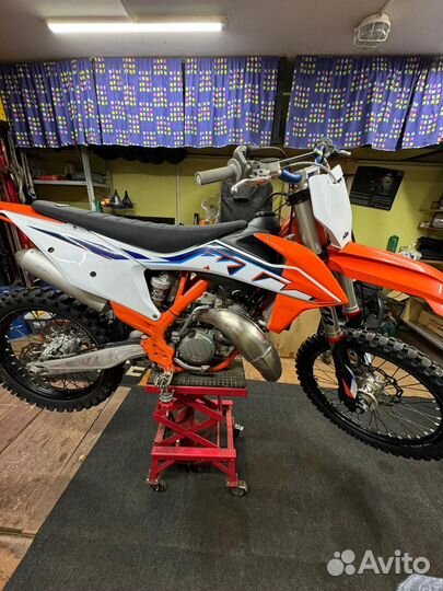 Кроссовый KTM 125 SX 2022 год