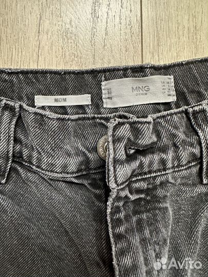 Джинсы Mango