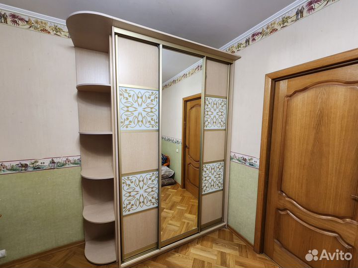 Шкаф для одежды бу