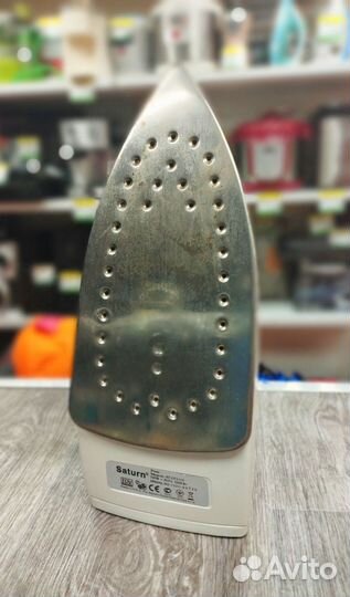 Утюг Saturn ST-CC1115