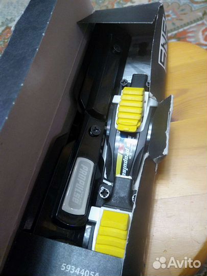 Крепления для беговых лыж