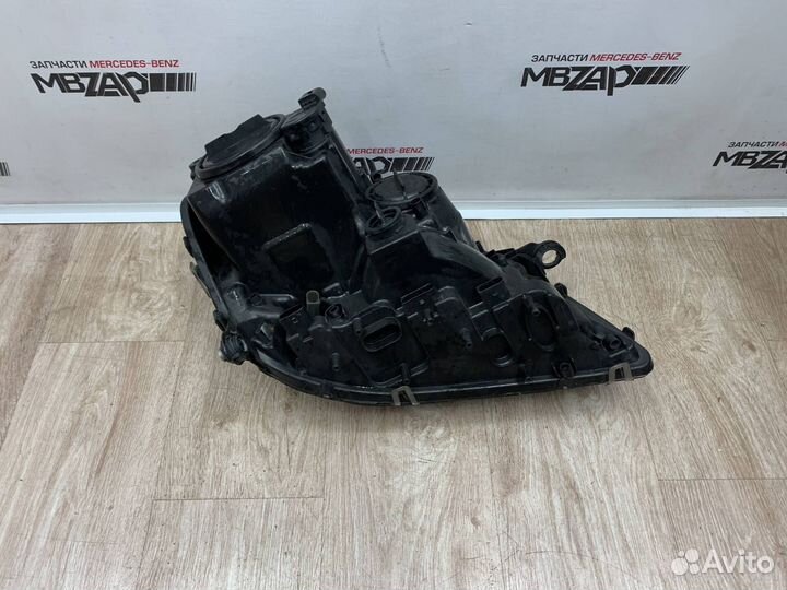 Фара левая Mercedes W164 ML 164