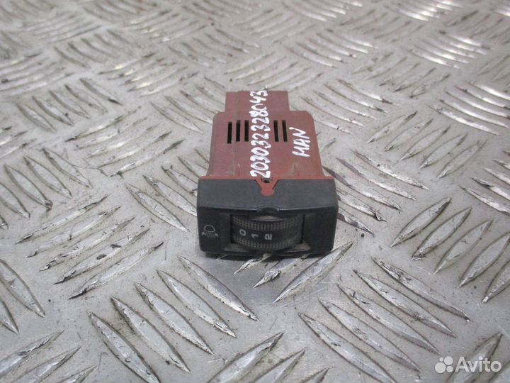 Кнопка корректора фар MAN 81259070333