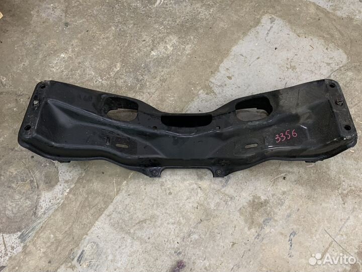 Передний подрамник subaru outback