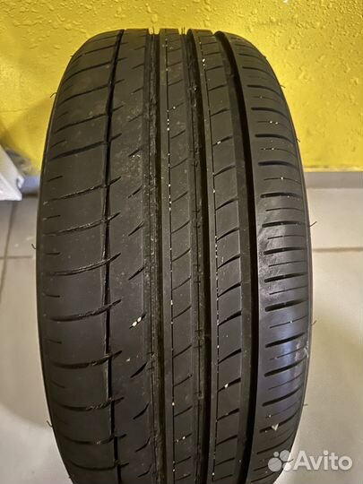 Triangle Sportex TSH11 235/50 R19