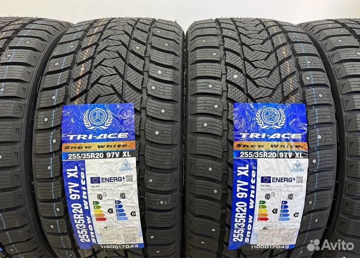 Tri Ace Snow White II 255/35 R20 56J