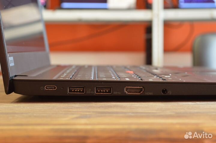 Ноутбук Lenovo ThinkPad E15: i3-10110/8Gb/SSD256Gb